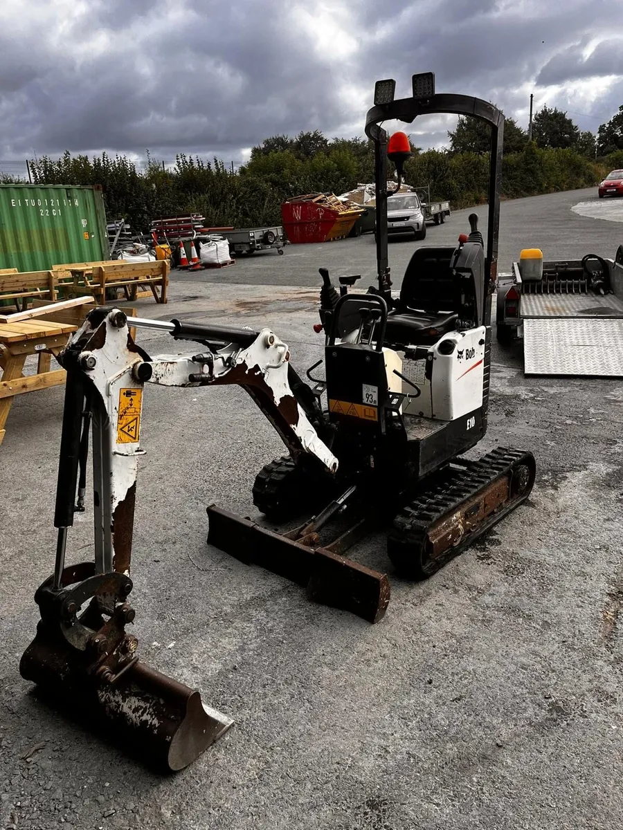 Bobcat E-10 - Image 2