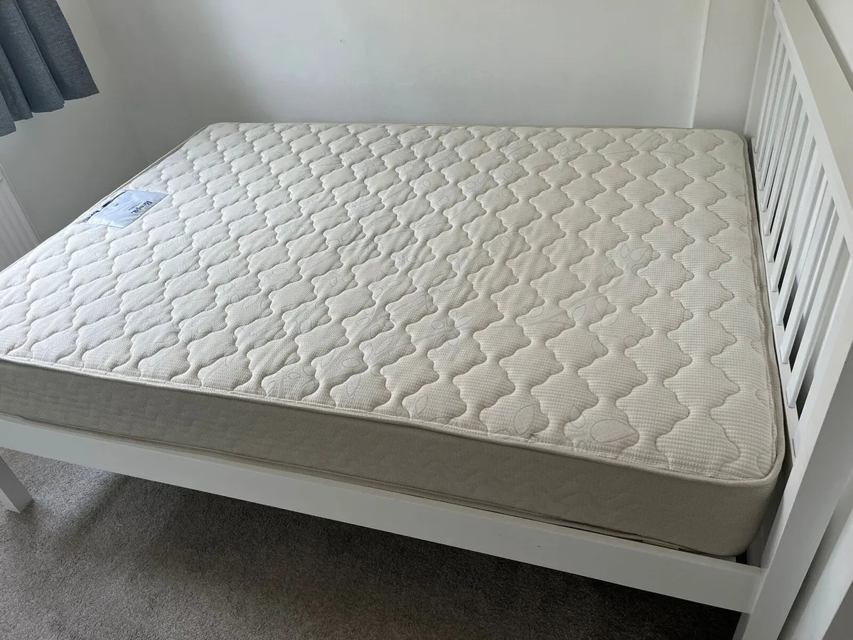 Double bed frame and mattress - Image 2