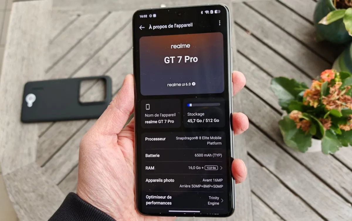 Realme GT 7 Pro – 256GB / 12GB RAM – Like New Box - Image 2