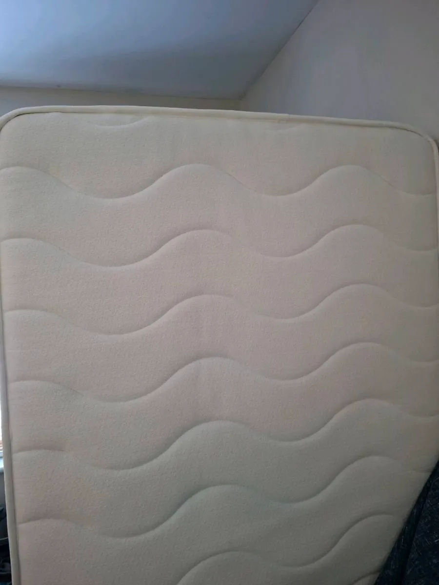 2 Single divan beds+mattress - Image 2