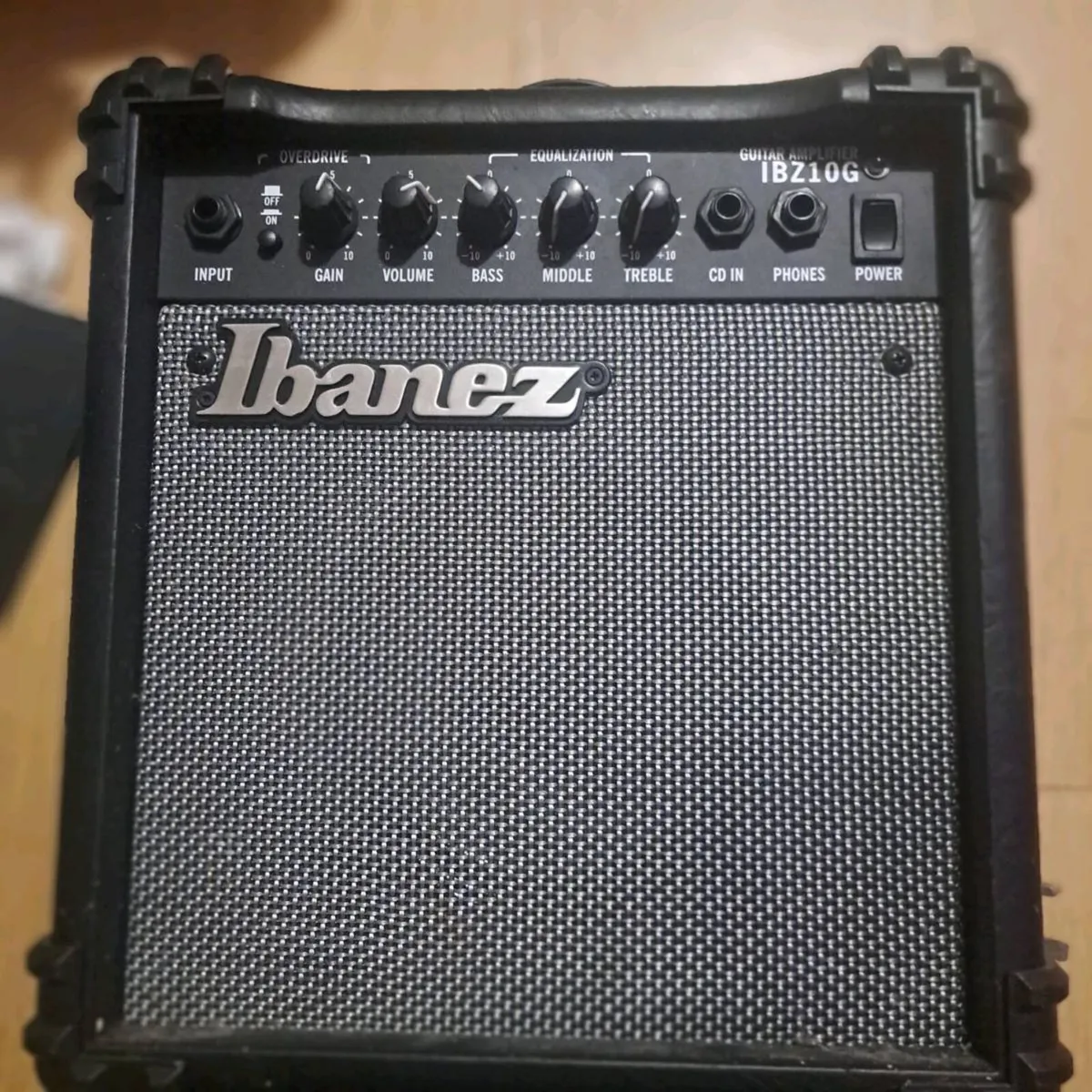 Ibanez IBZ10G electric guitar Amplifier - Image 2