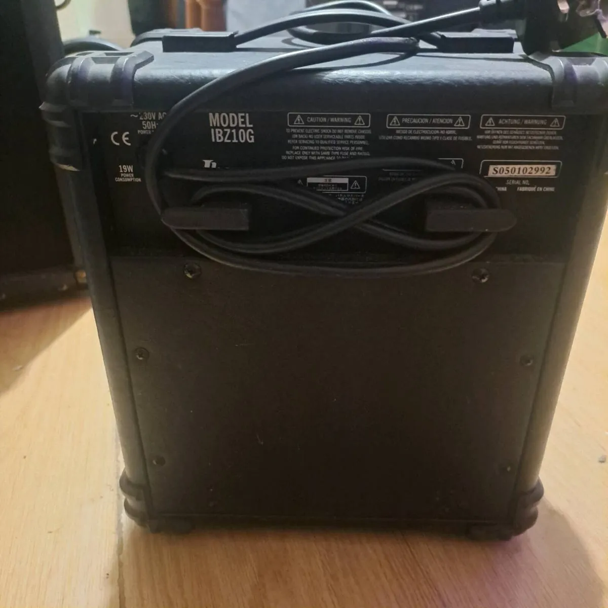 Ibanez IBZ10G electric guitar Amplifier - Image 3