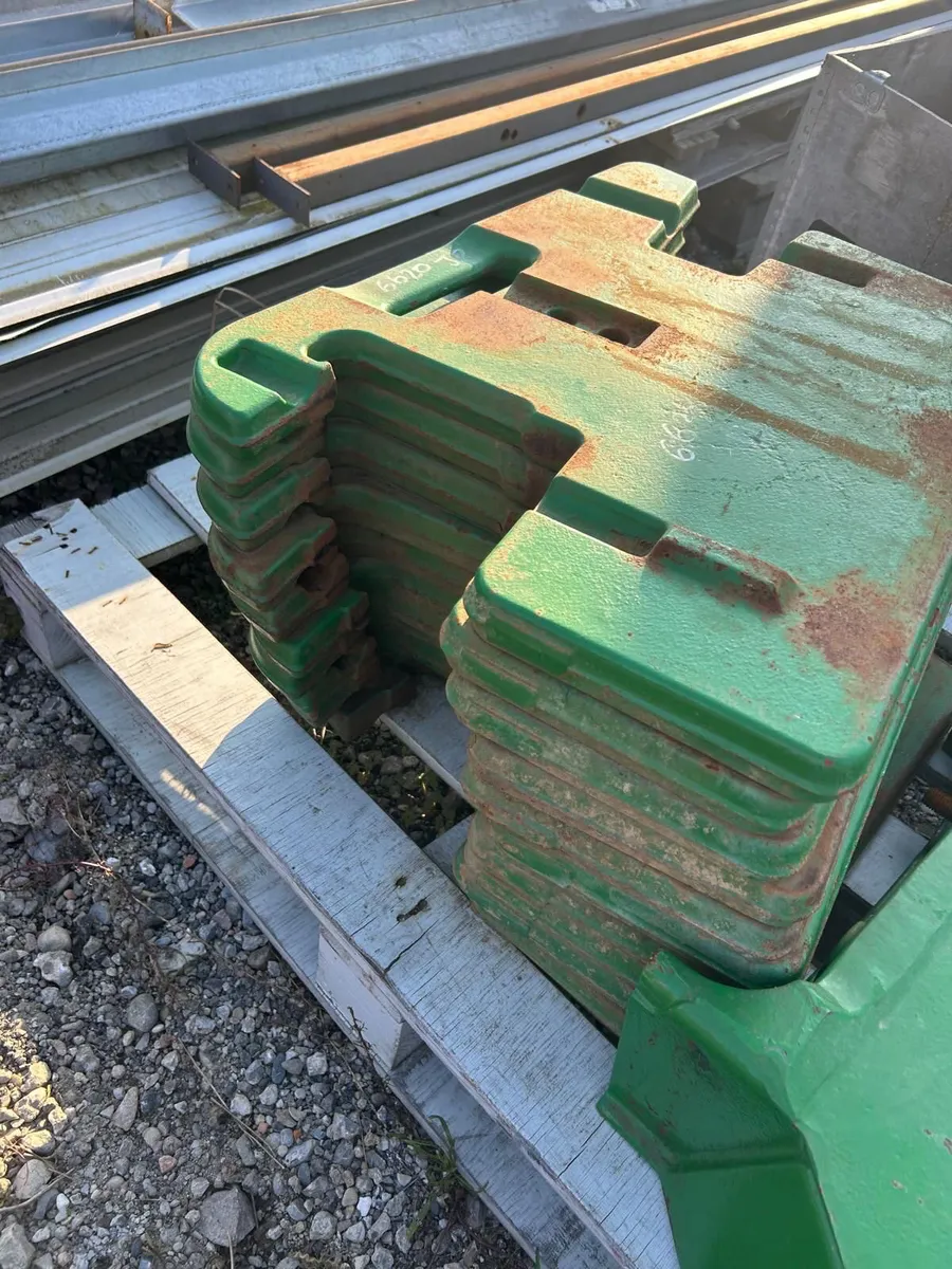 10 X John Deere 20 Series Weights - Image 2