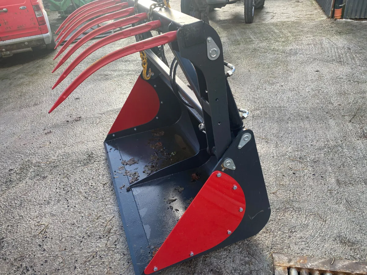 New 1.8M Bucket Grab - Image 1