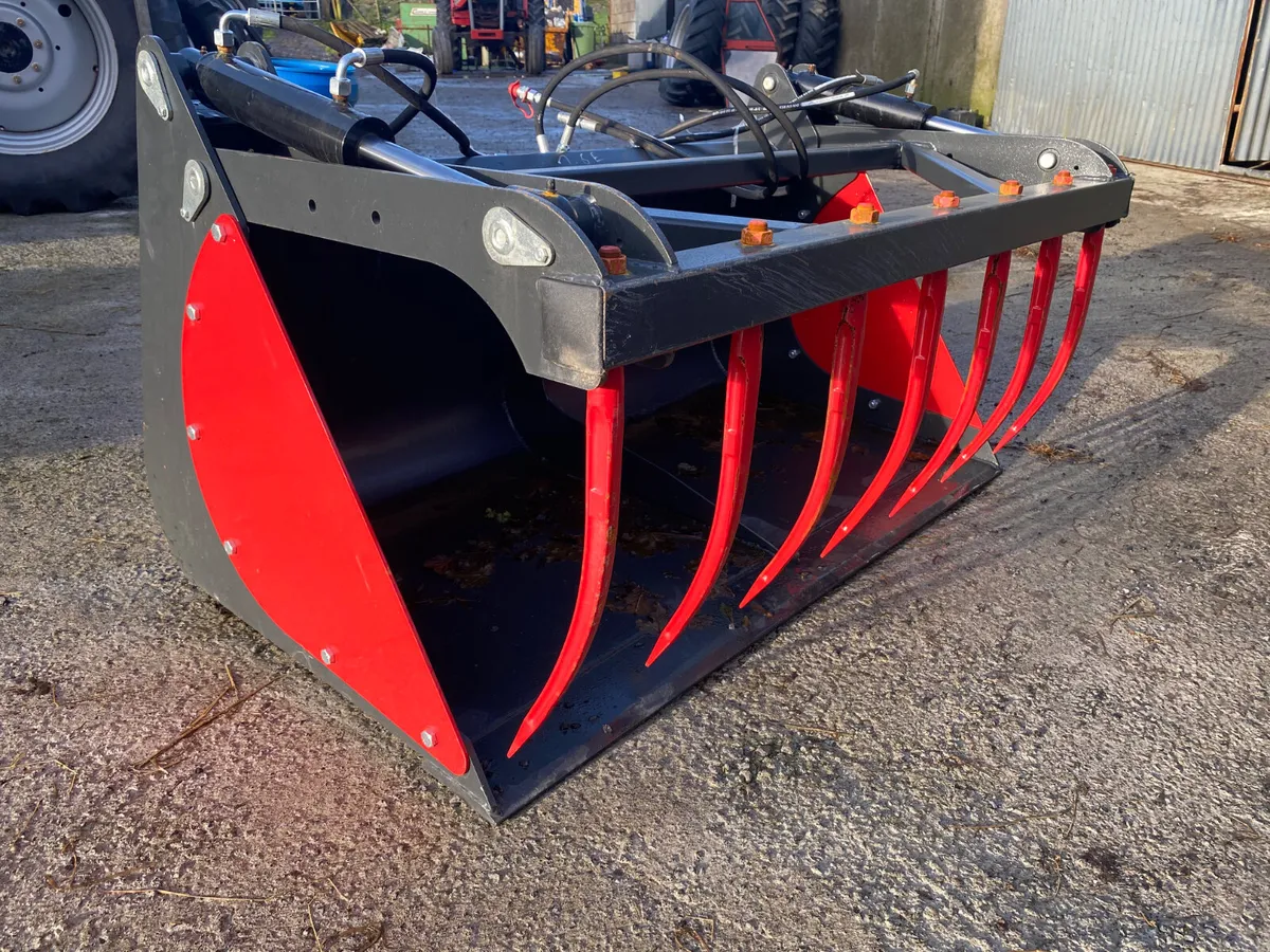 New 1.8M Bucket Grab - Image 2