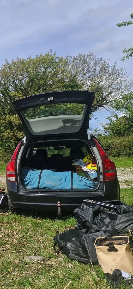 Inflatable Fishing Boat + Yamaha 4HP Outboard - Image 4