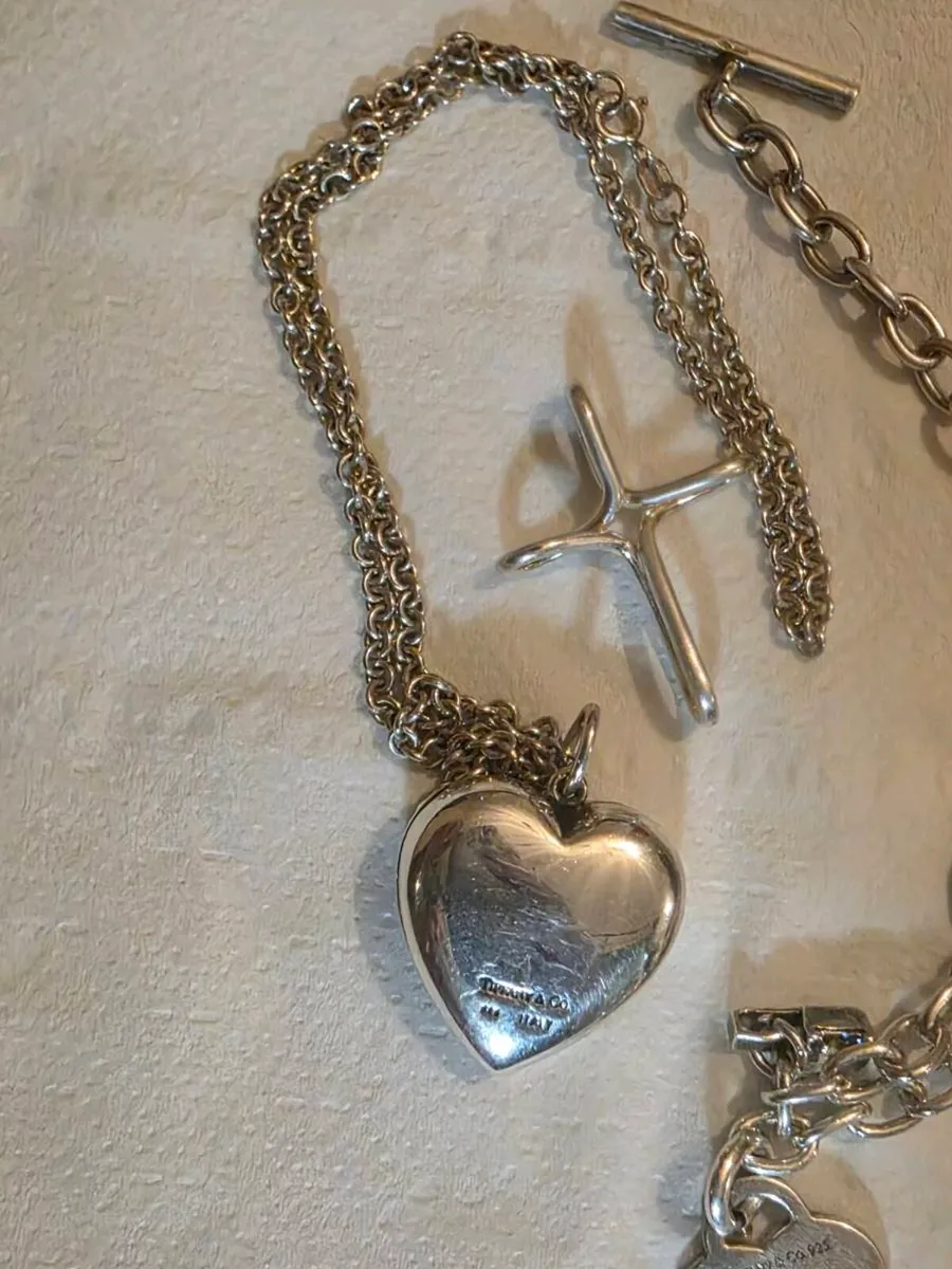 Tiffany cross and heart - Image 1