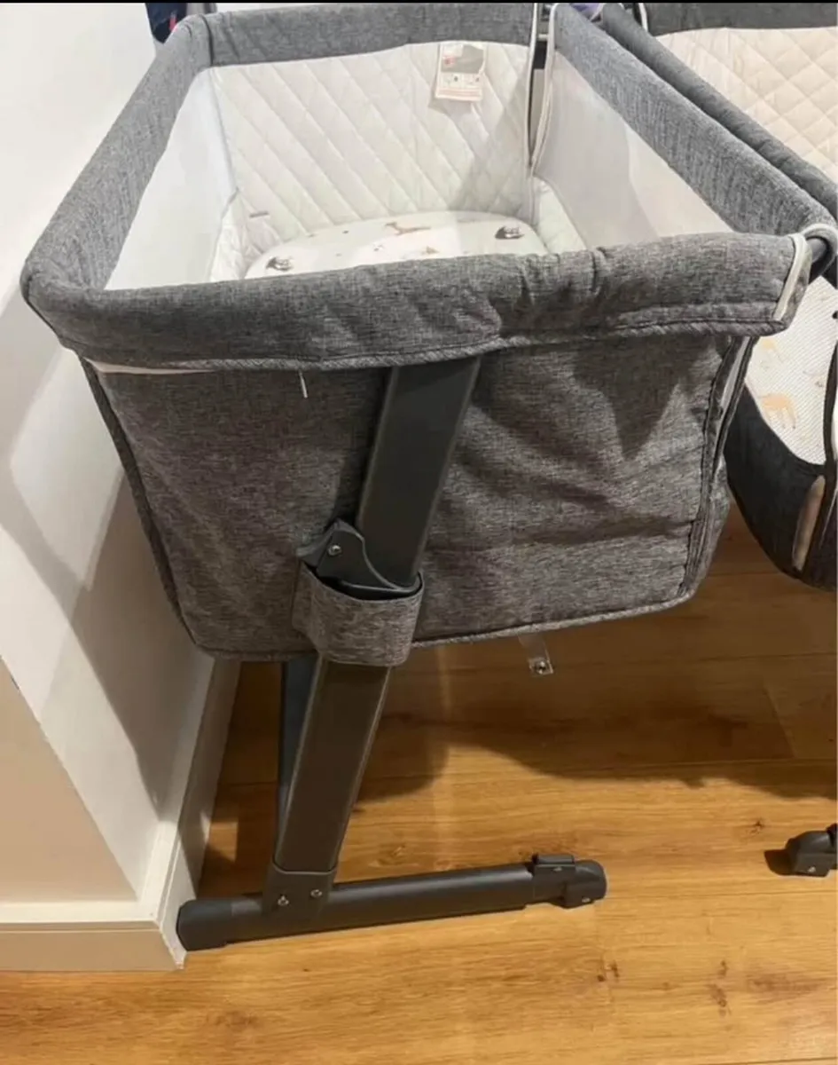 Babyliss co sleeper crib - Image 1