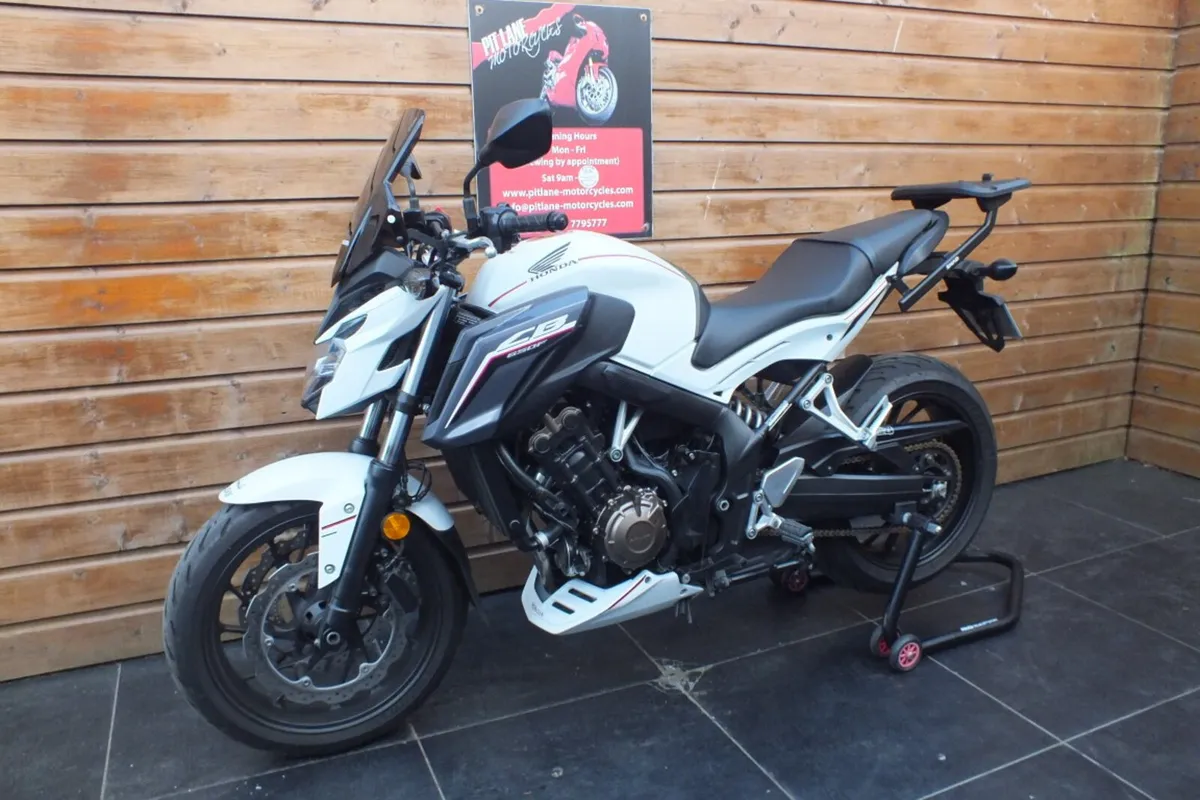 2018 Honda CB650F (Low Miles & Immaculate) - Image 4