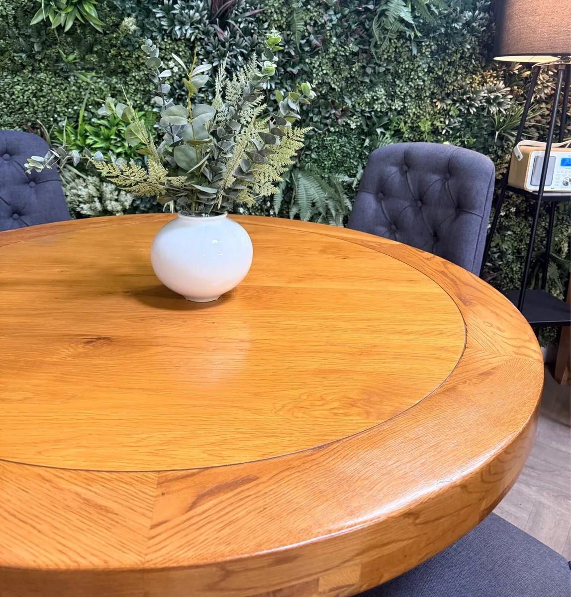 Round oak kitchen table & 4 chairs - Image 4