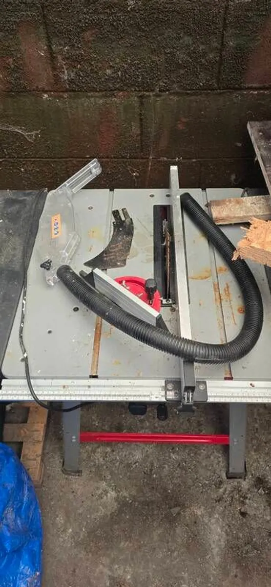 Table saw. - Image 3