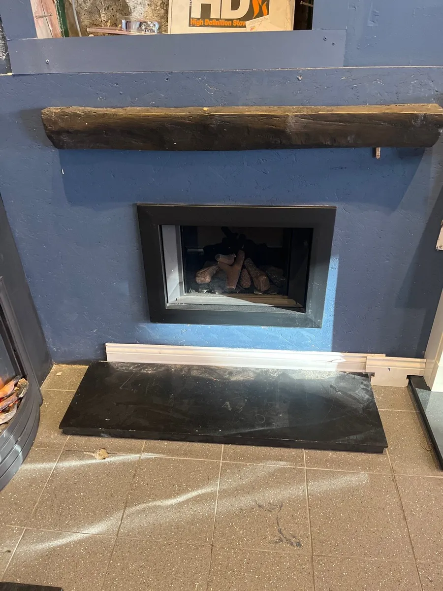 Fireplace Displays to clear €995 - Image 3