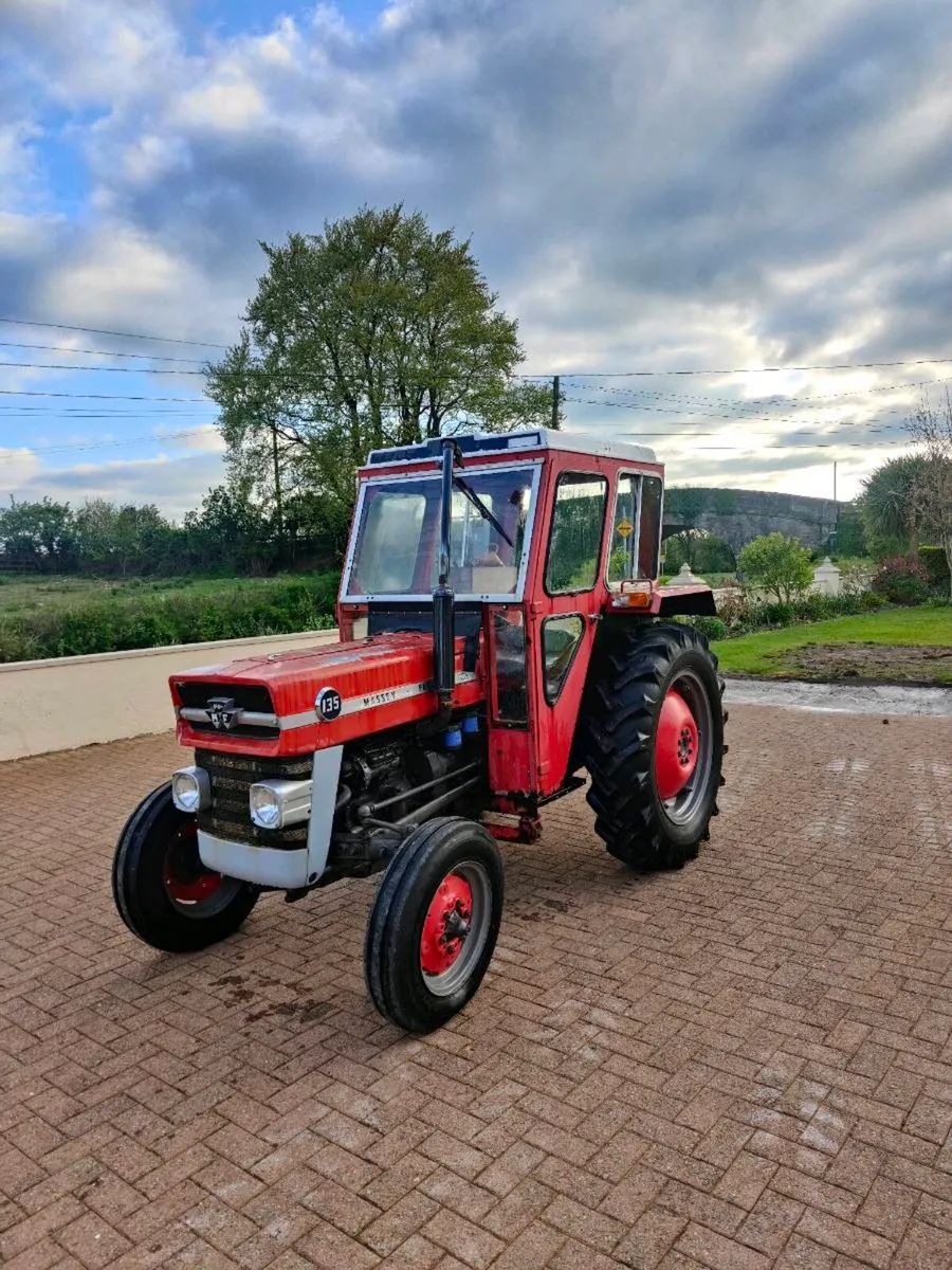 Massey Ferguson 135 - Image 1