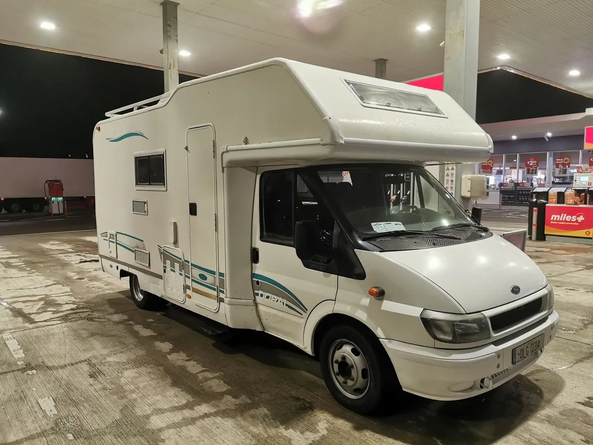 Camper Enlagh Doral 161 5 or 6 berth - Image 1