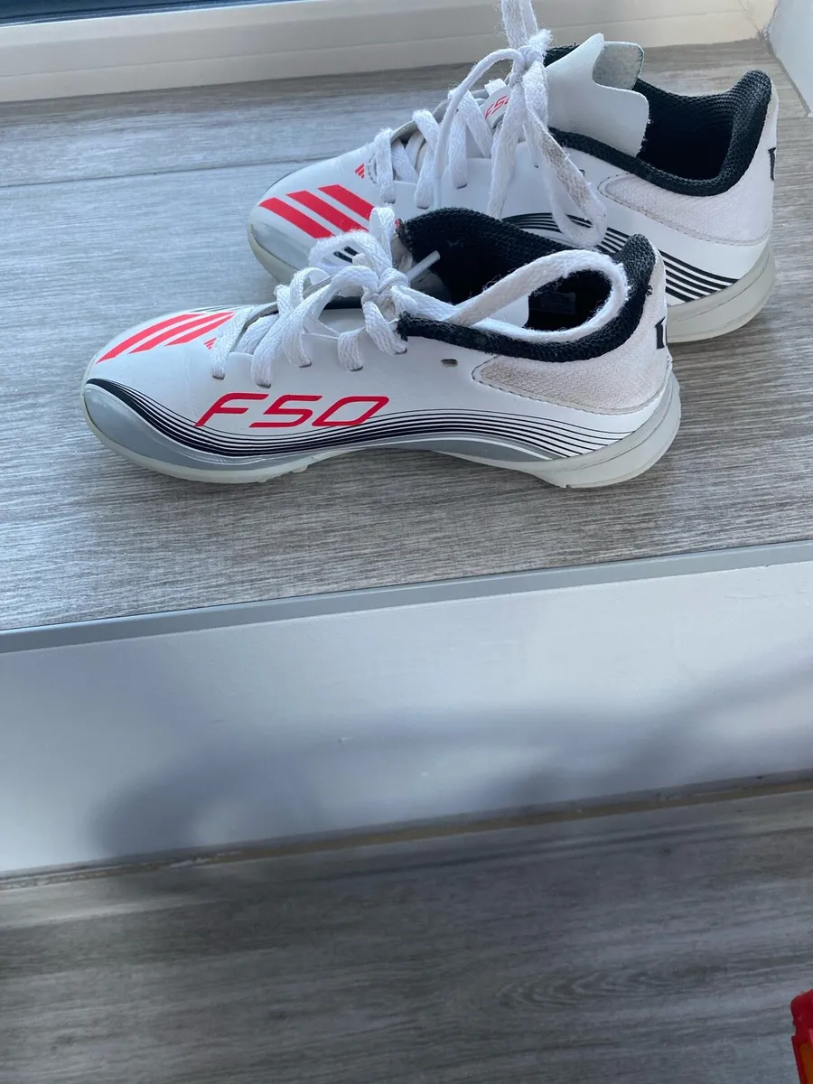 ADIDAS Messi Astro Boots - Image 2