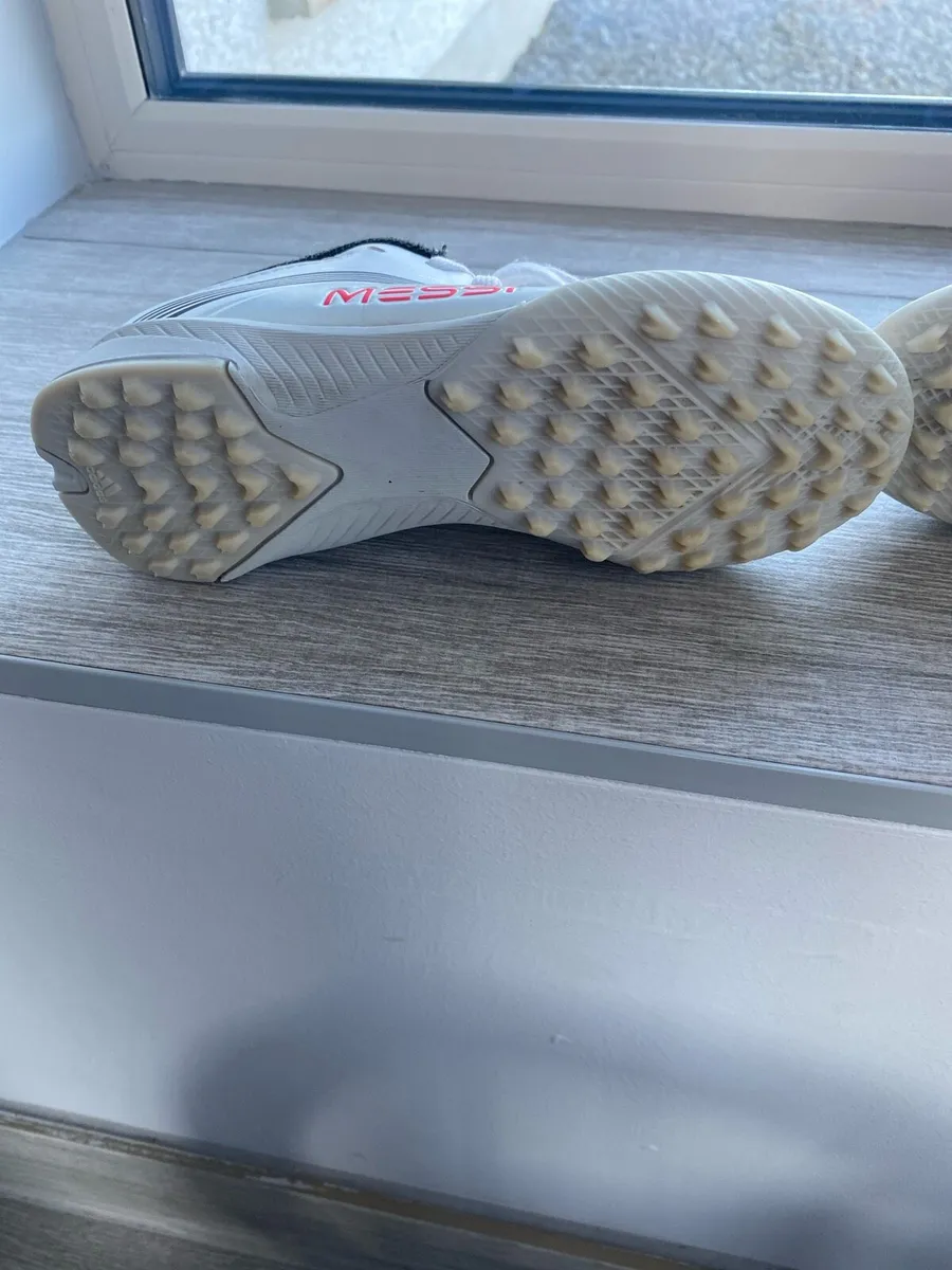 ADIDAS Messi Astro Boots - Image 3