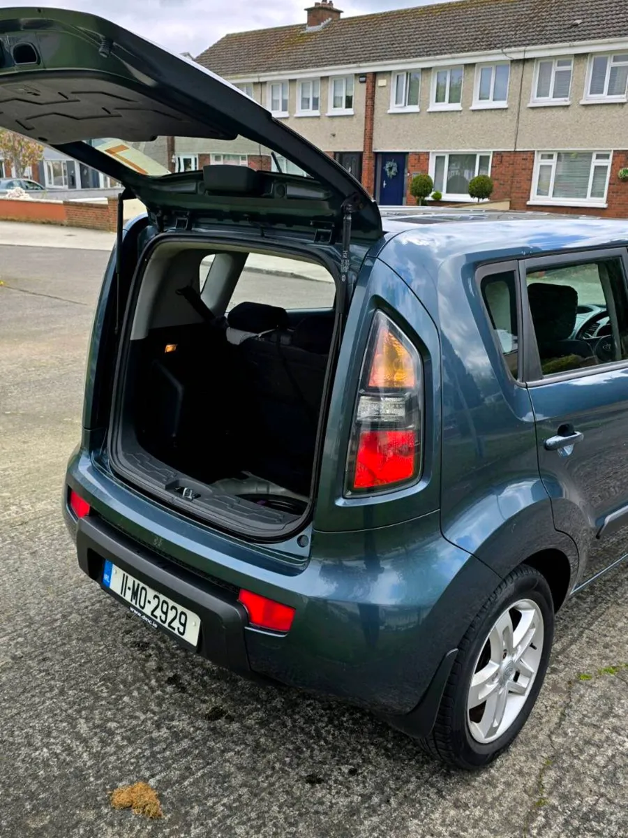Kia Soul 2011 AUTOMATIC - Image 4