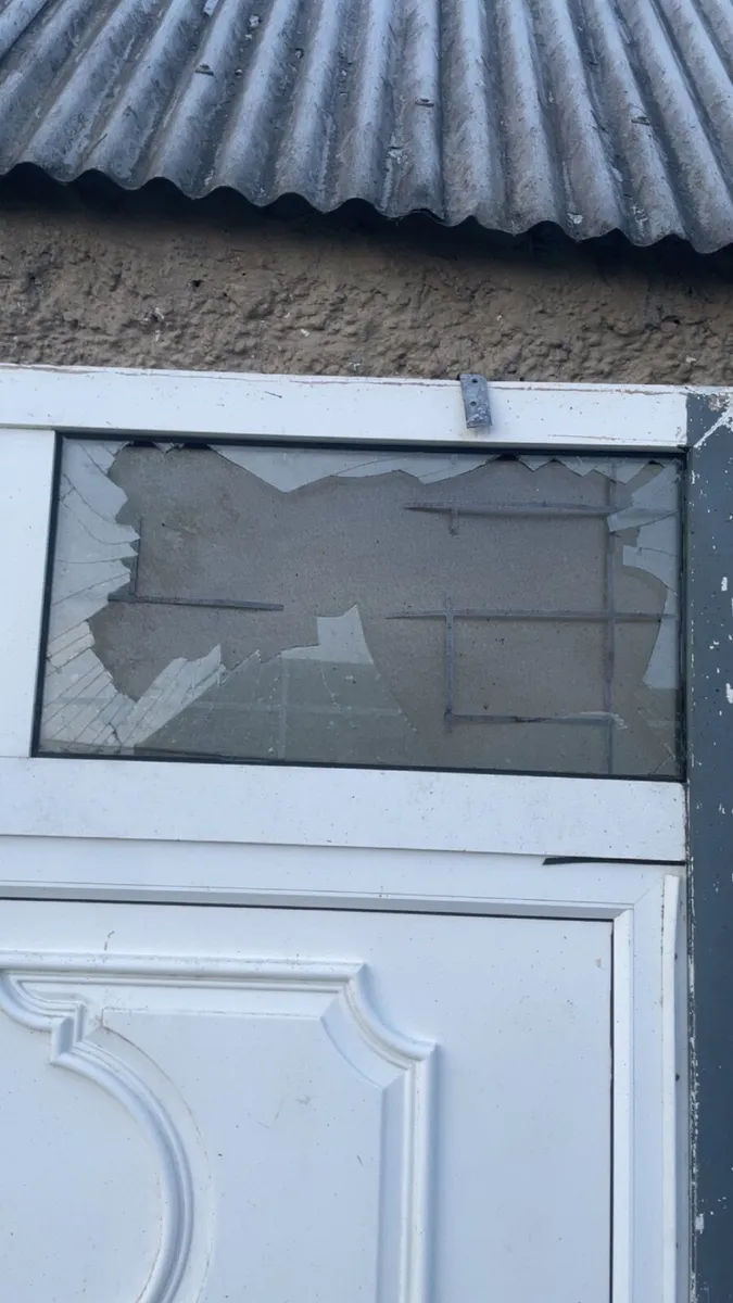 Door for sale  with glass frame - Image 2