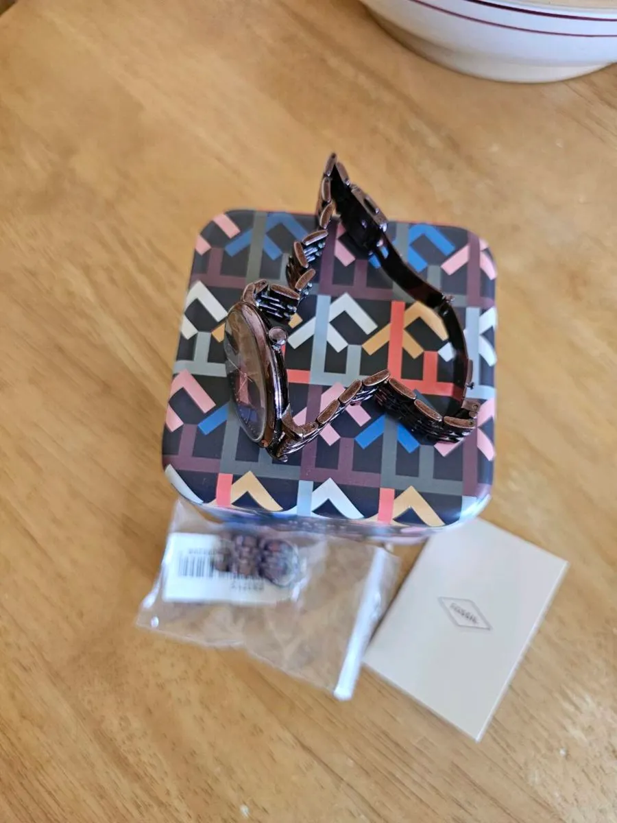 Fossil Ladies Watch / Great Condition - Image 3