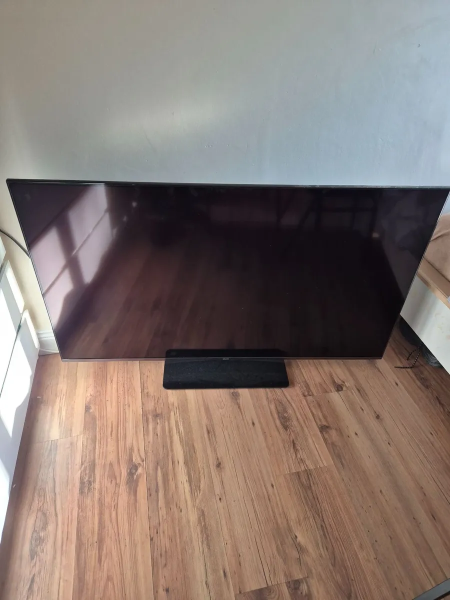 Smart Tv Walker 55" - Image 1