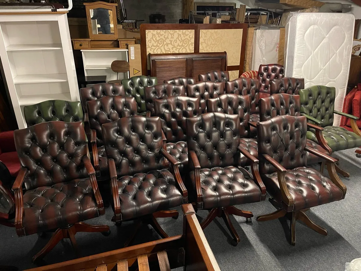 Captains leather desk chair - Image 2
