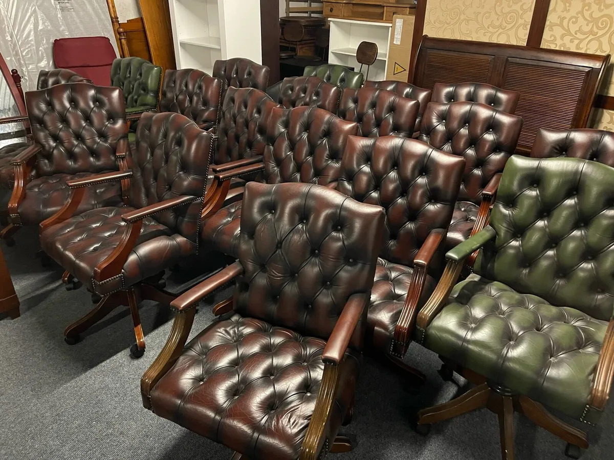 Captains leather desk chair - Image 3