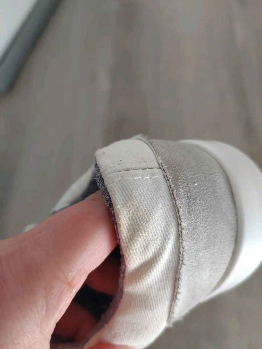 UK 13 white leather look shoes trainers - Image 3