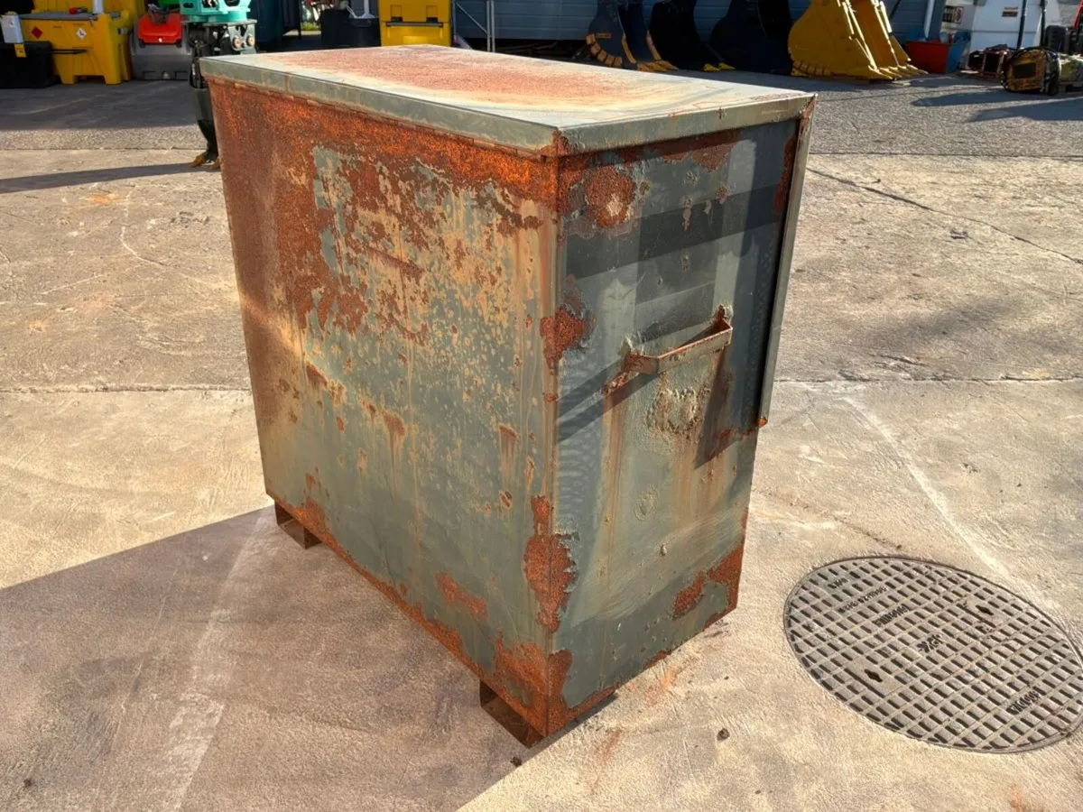 ARMORGARD DOUBLE HEIGHT TOOL CHEST......1384t. - Image 4