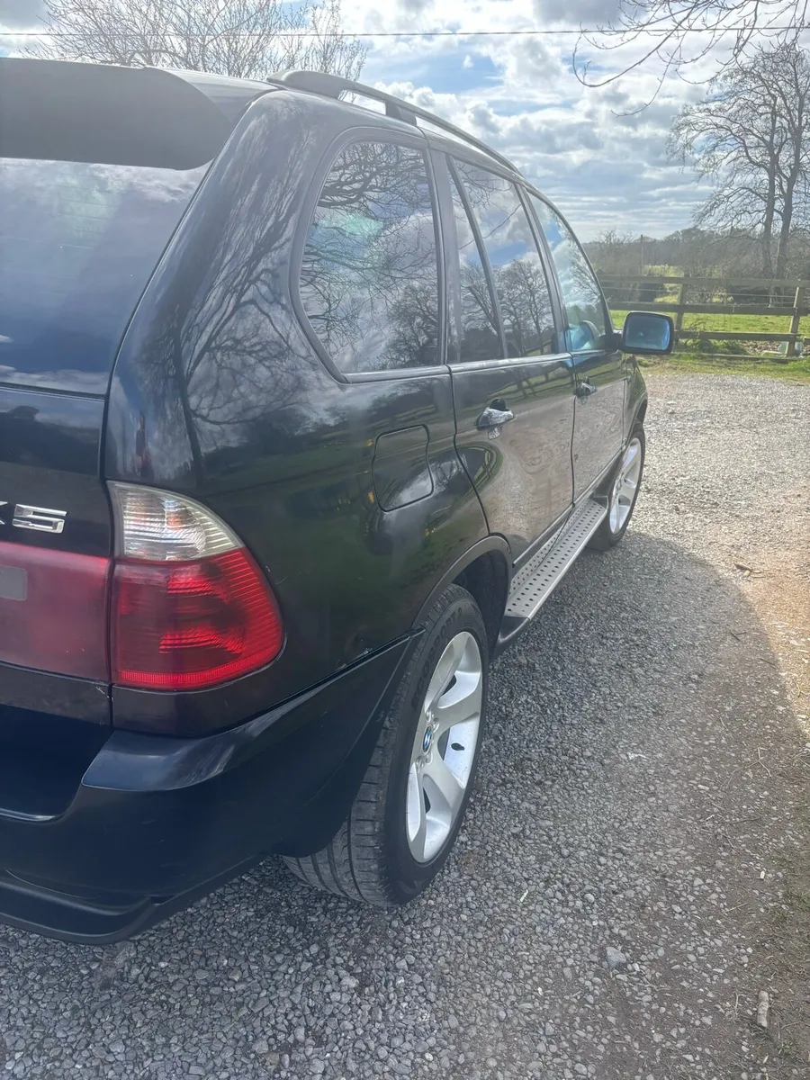 BMW x5 Jeep - Image 3