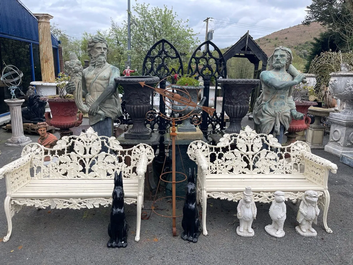 Antique cast iron bench.