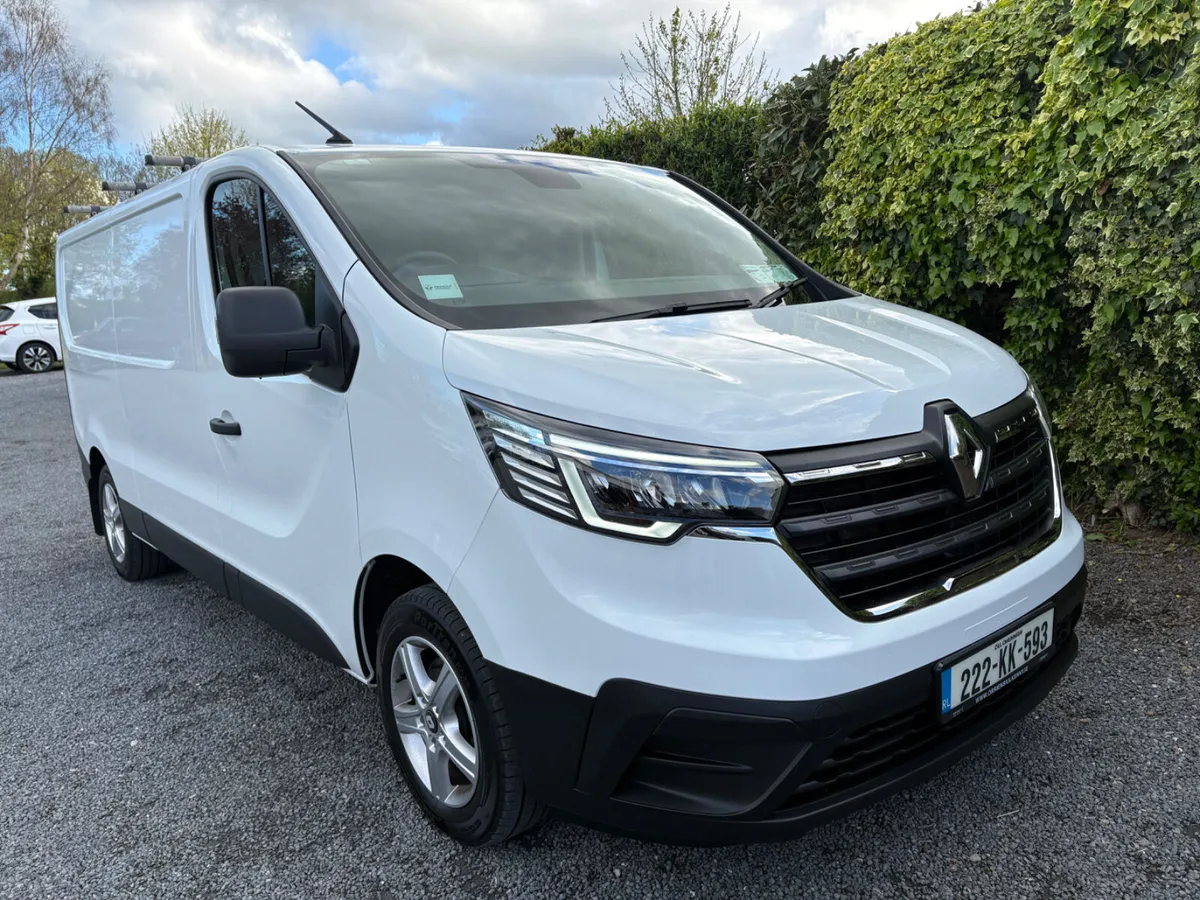 Renault Trafic 2022 - Image 2