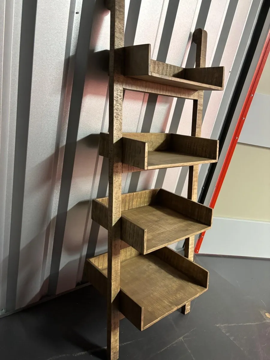 Shelving ladder - Image 3