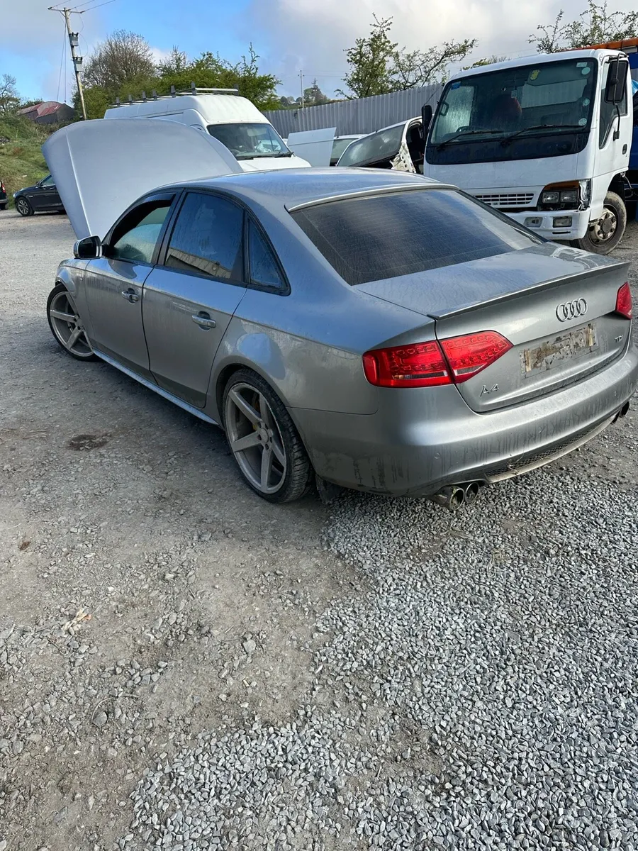2011 Audi a4 s line for breaking only - Image 1