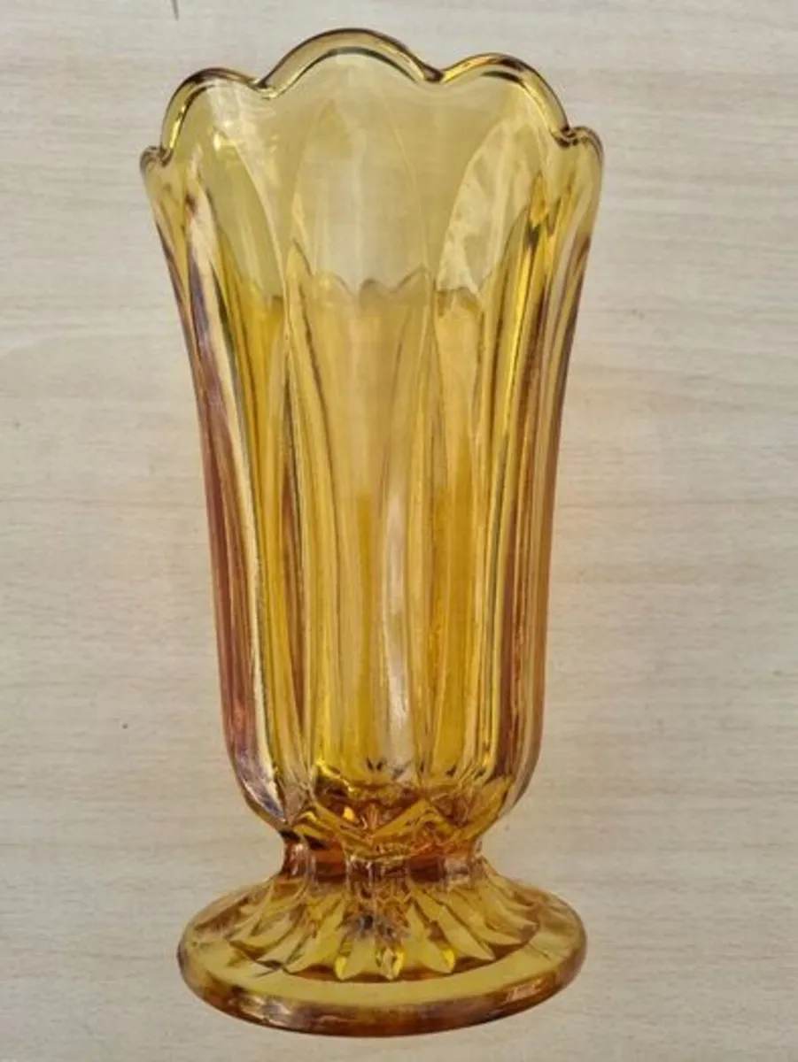 Amber vase on a foot made of pressed glass - Image 3
