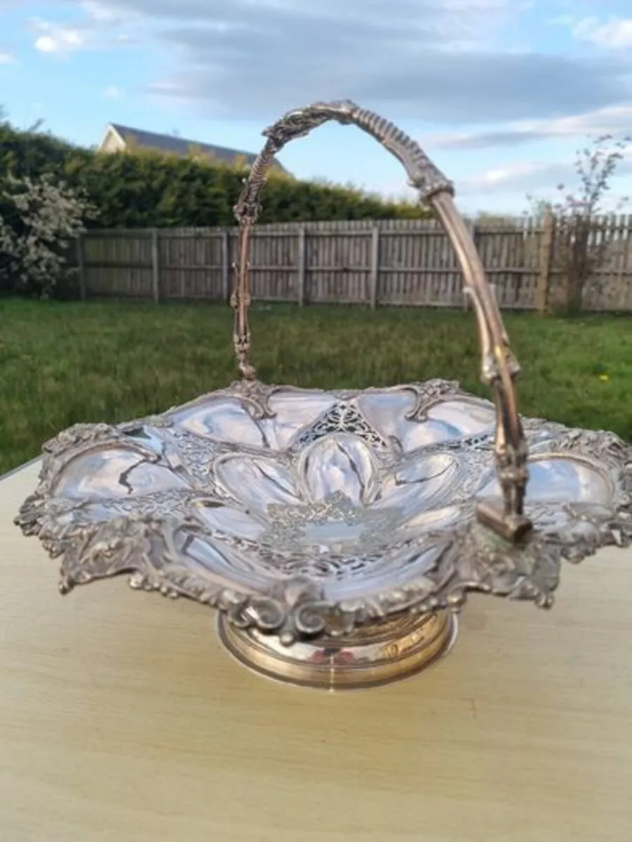 Silver-Plated (Silver?) Plate Fruit Centerpiece - Image 3