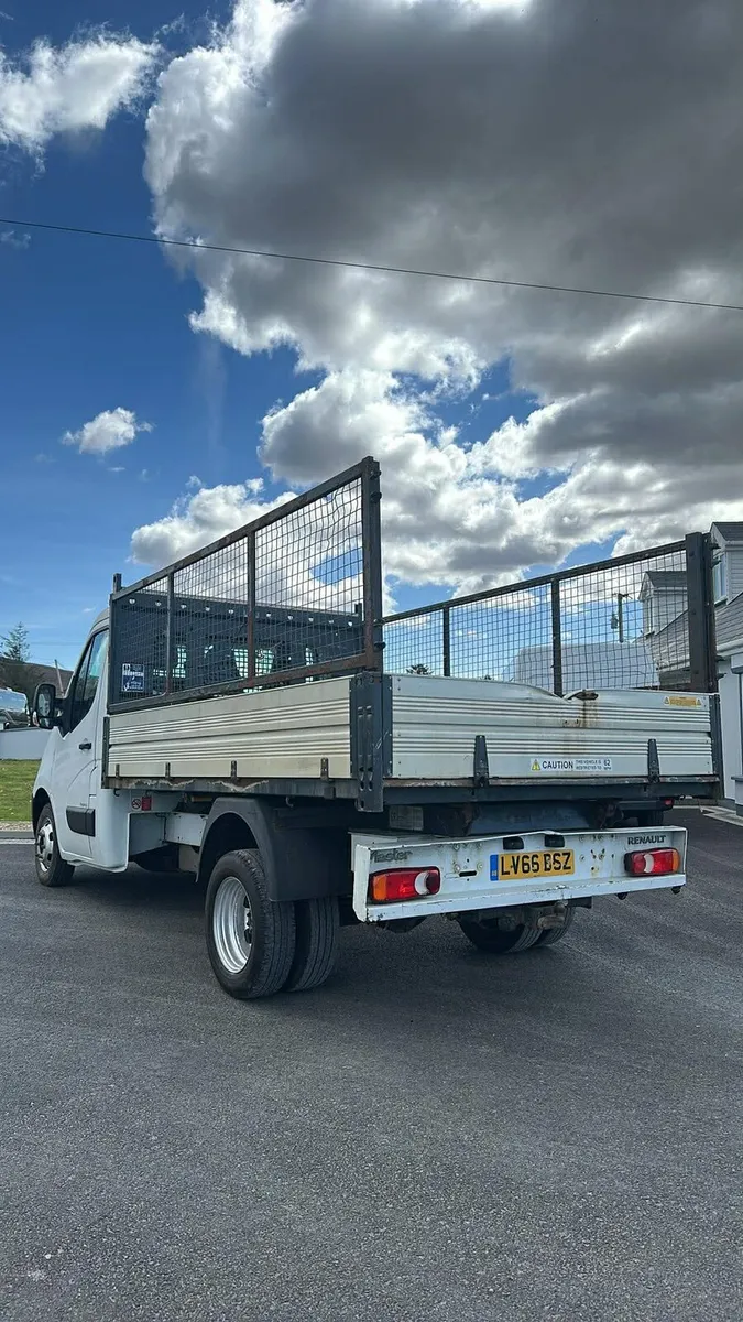 2016 renault master tipper - Image 3