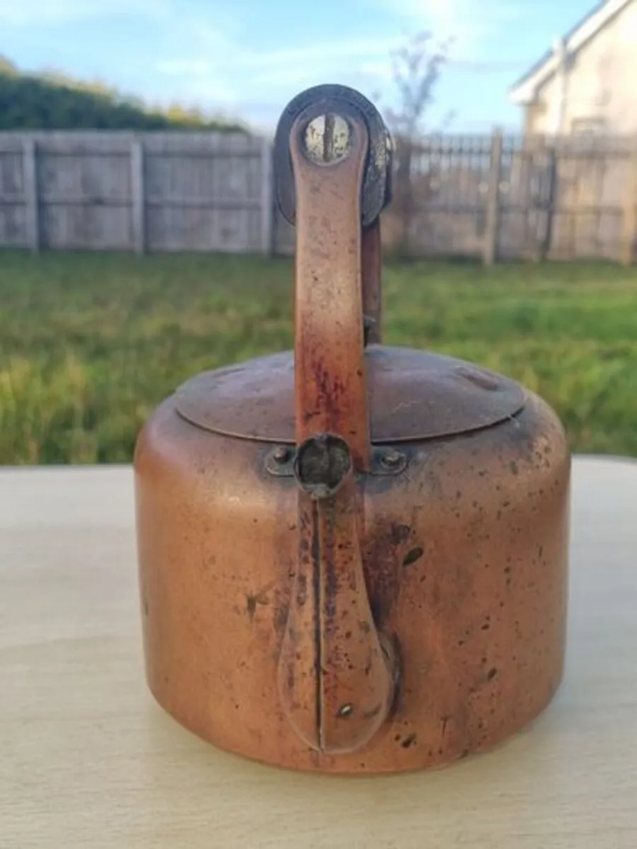 Vintage electric kettle made of copper - Image 3
