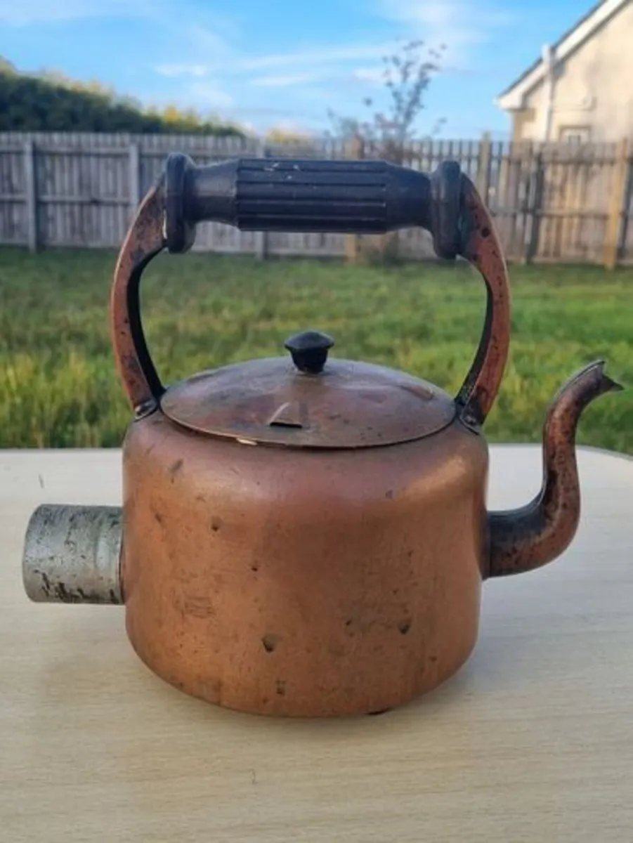 Vintage electric kettle made of copper - Image 2