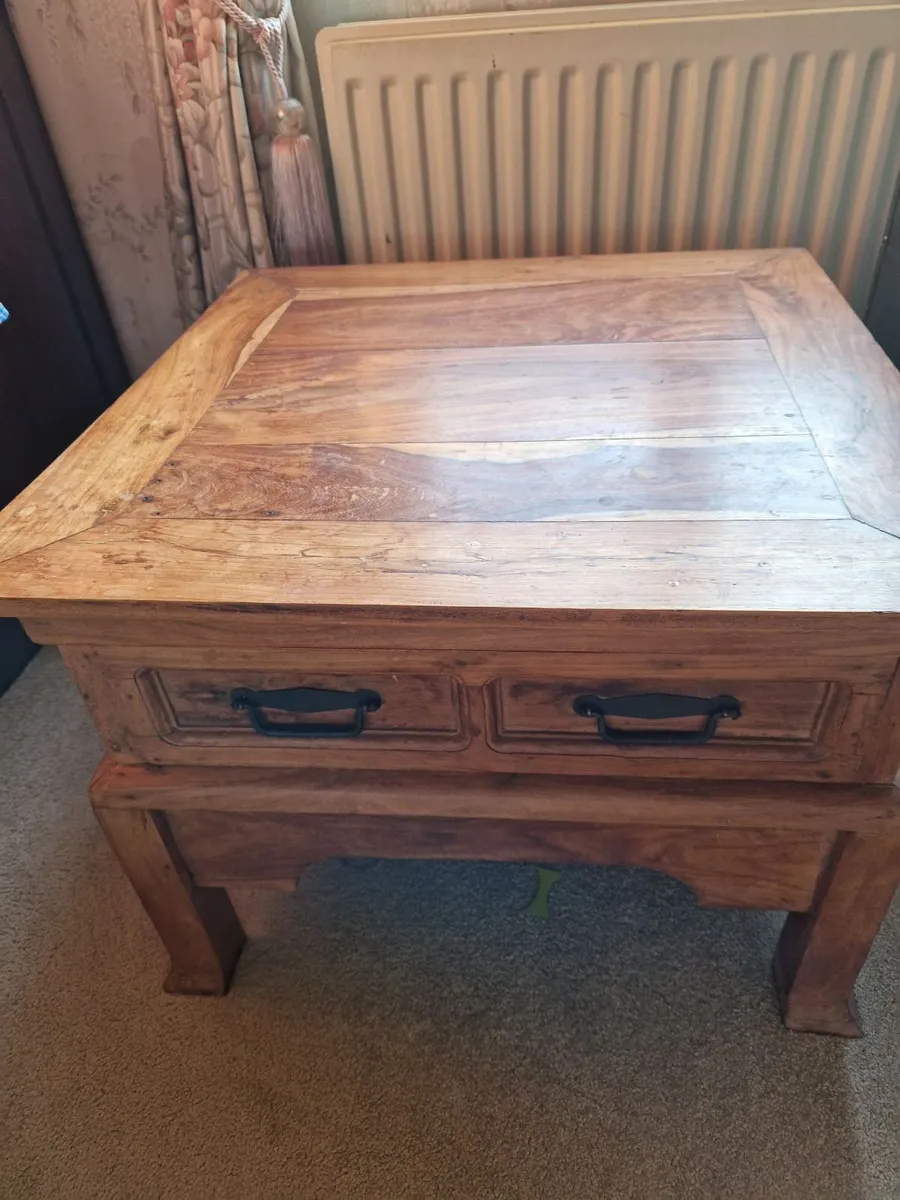 Square side table - Image 2