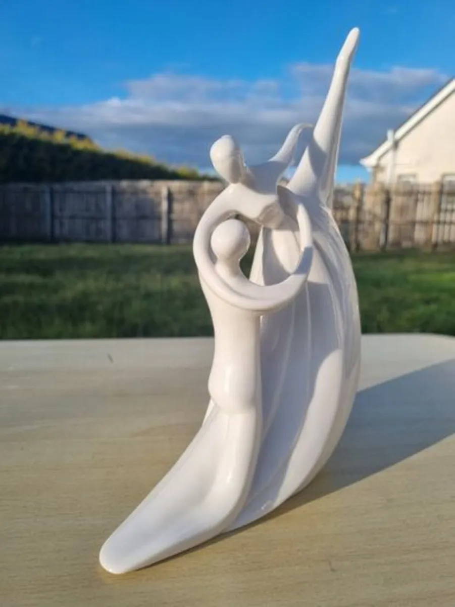 CIRCLE OF LOVE by Kim Lawrence for Enesco - Image 3