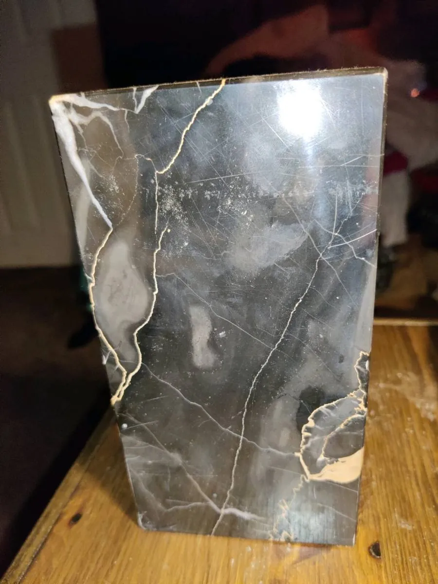 GENUINE BLACK MARBLE, 10"Tall Wide HEAVY Clock ! - Image 4