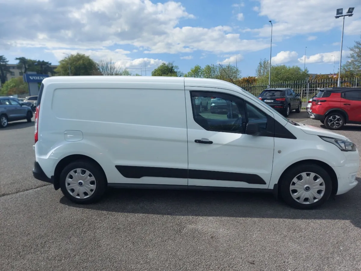 Ford Transit Connect LWB HP TREND 1.5 TD 120 M6 FW - Image 4