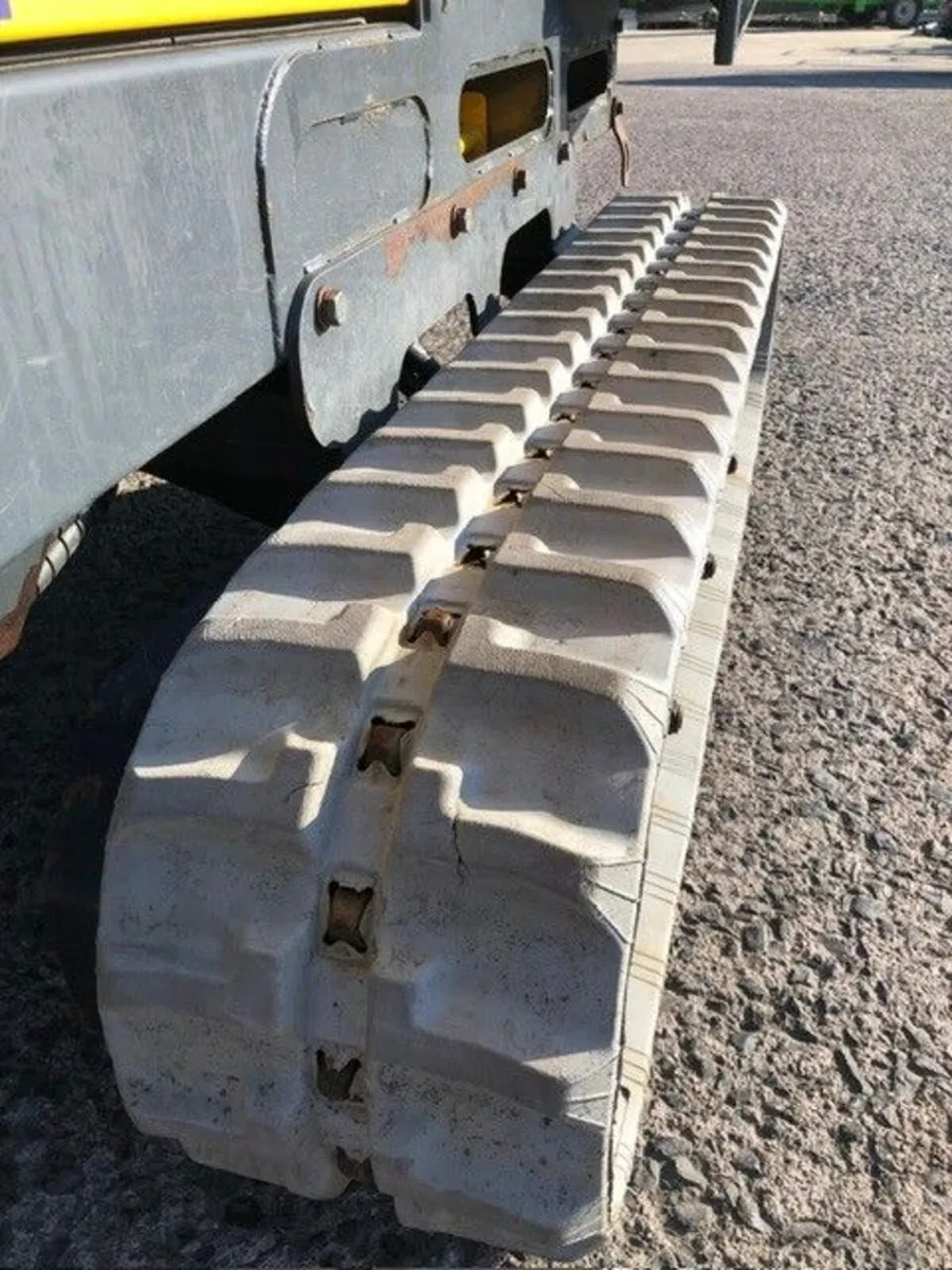 Greenmech Arbtrak200 Tracked Chipper - Image 3
