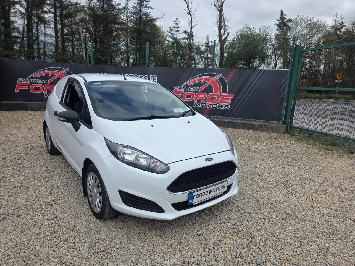 Ford Fiesta Van 2016 - Image 1