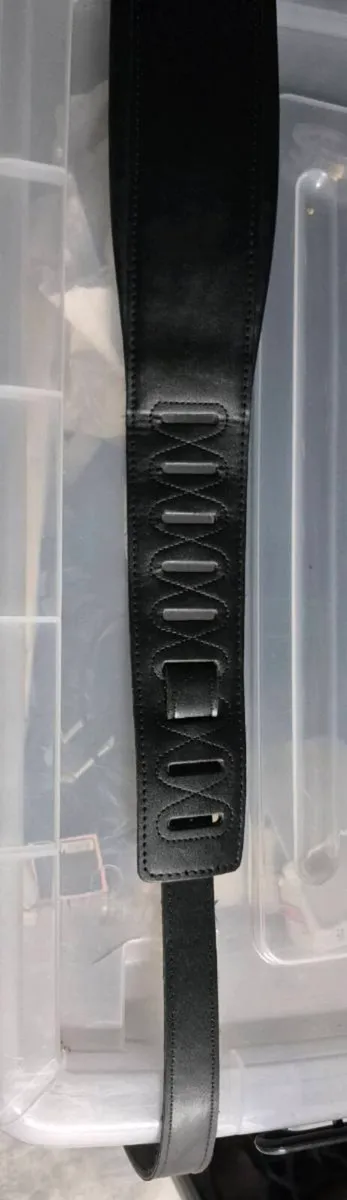 Oakman Leather Guitar Strap - Image 2