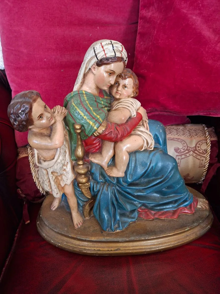 Holy mary statue - Image 1