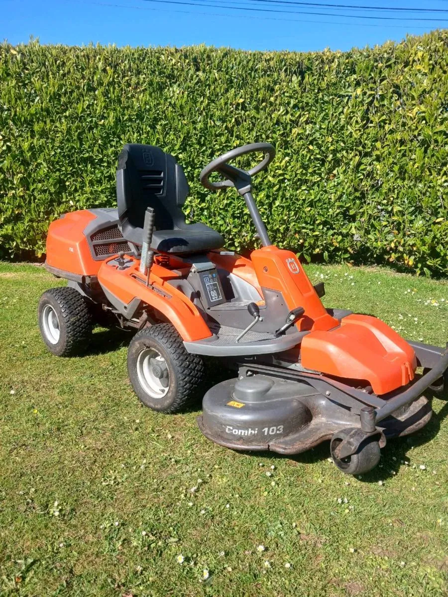 Husqvarna Rider Hydrostatic 20hp Briggs engine - Image 1