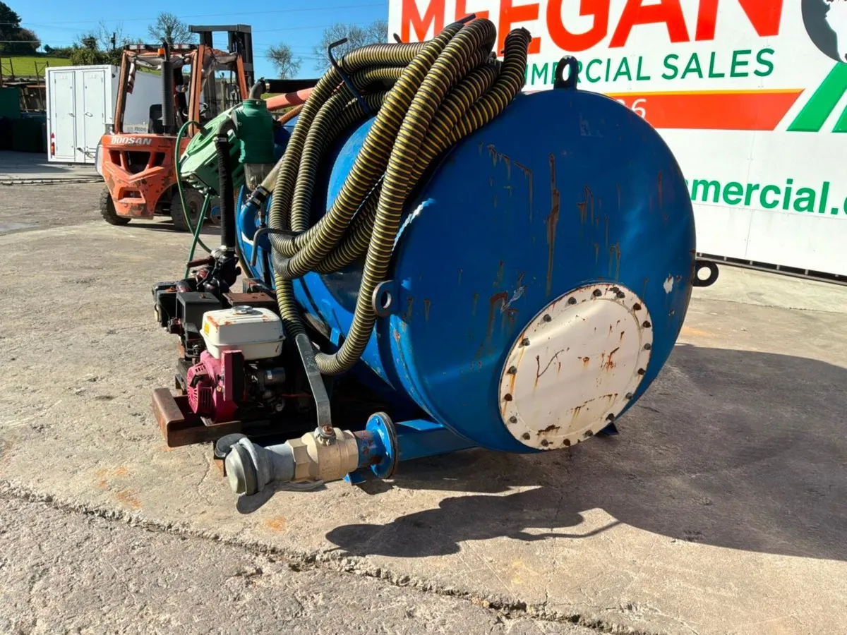 PORTALOO WASTE DISPOSAL VACUUM TANK...1135t. - Image 3