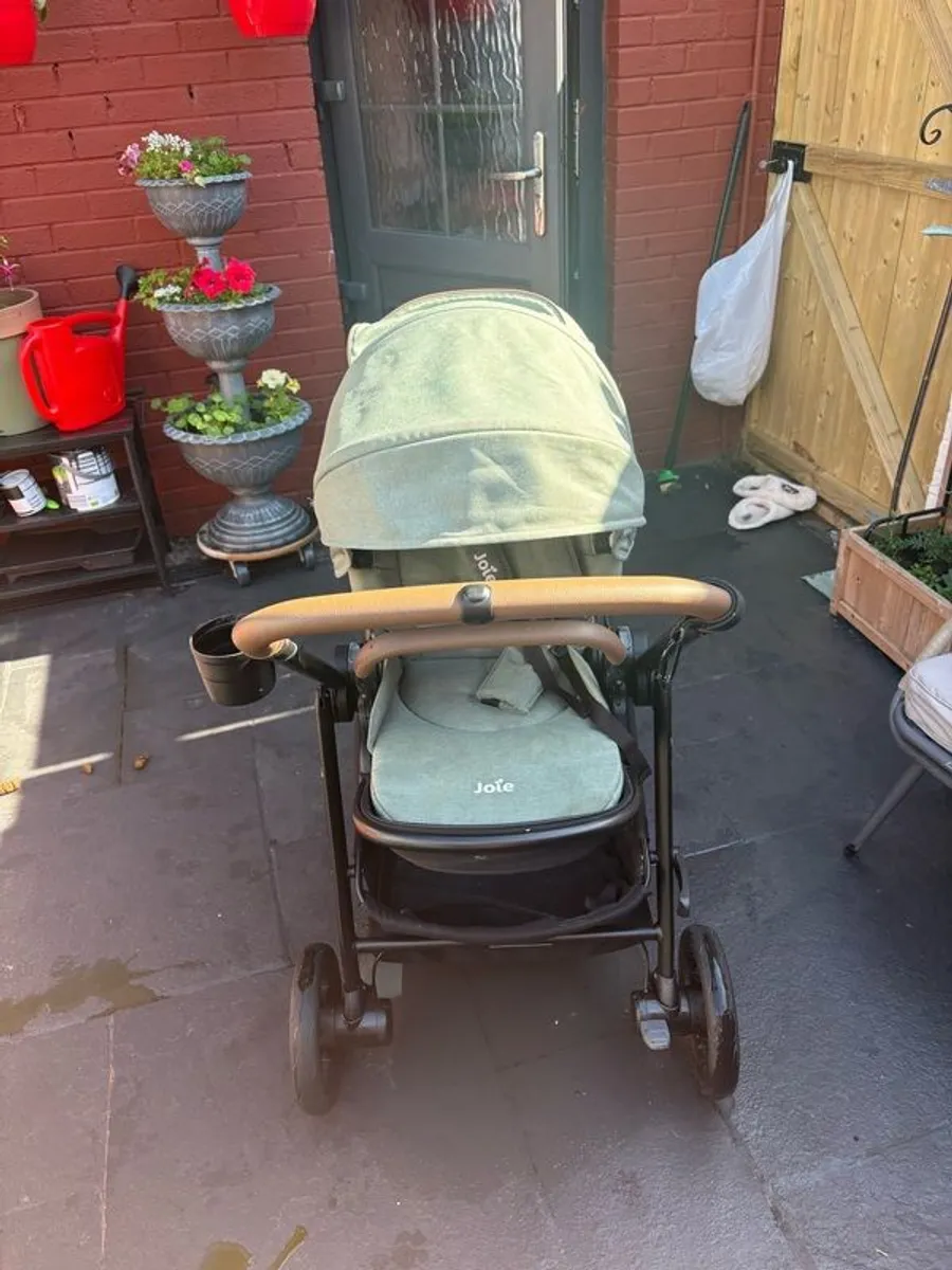 joie pram - Image 3