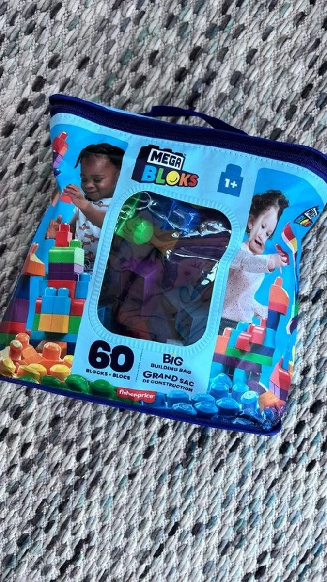 fisher price megs building blocks - Image 1